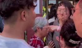 女子插队爆料事件视频大全,揭秘社会现象引发热议