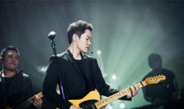 梁博爆料校友视频大全集,校友视频大全集精彩瞬间回顾